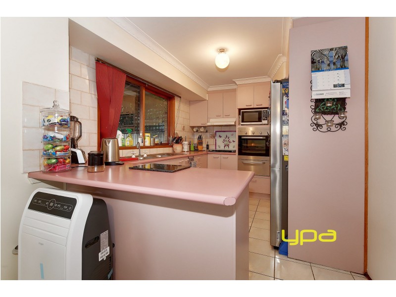 19 Sheoak Court, Meadow Heights VIC 3048