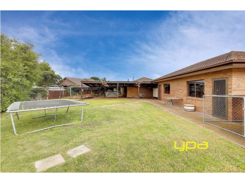 19 Sheoak Court, Meadow Heights VIC 3048