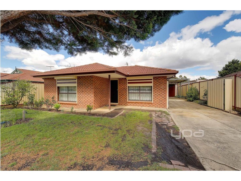 4 Harvey Court, Roxburgh Park VIC 3064
