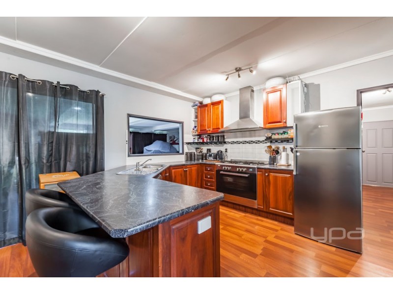 13 Drouin Street, Dallas VIC 3047