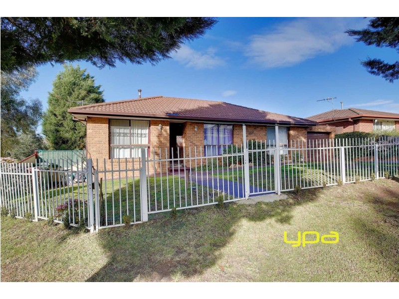 1 Dillwynia Place, Meadow Heights VIC 3048