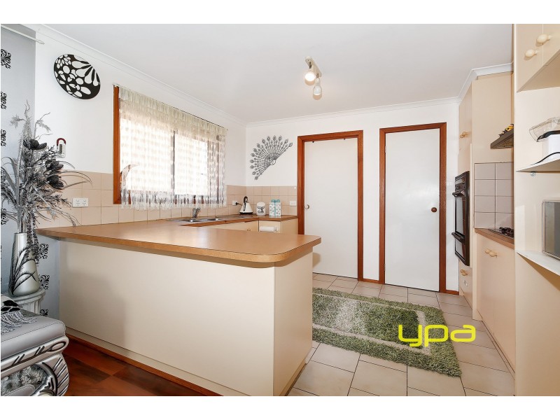 1 Dillwynia Place, Meadow Heights VIC 3048