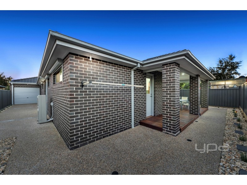 10 Hydra Court, Roxburgh Park VIC 3064