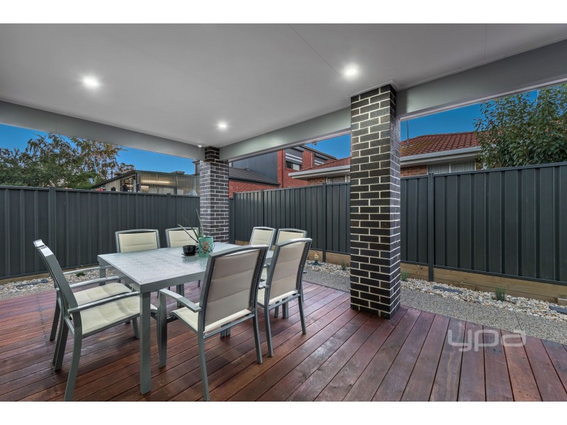 10 Hydra Court, Roxburgh Park VIC 3064