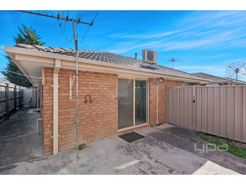 57 Ashleigh Crescent, Meadow Heights VIC 3048