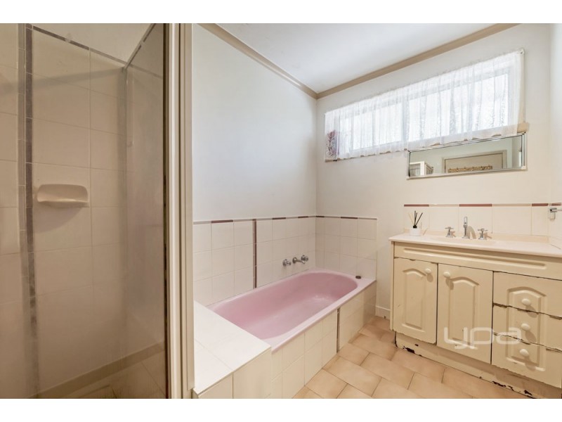 2 Leeds Place, Campbellfield VIC 3061