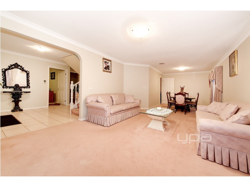 14 Gathray Court, Roxburgh Park VIC 3064