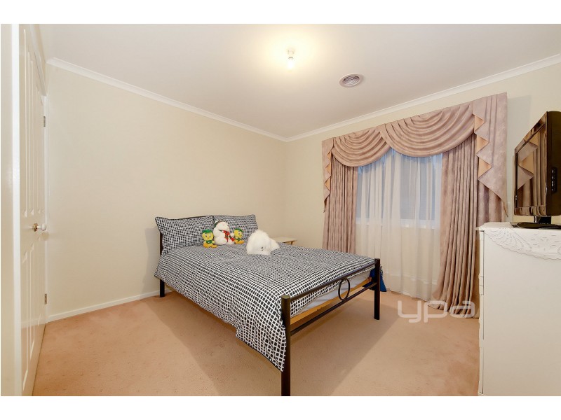 14 Gathray Court, Roxburgh Park VIC 3064