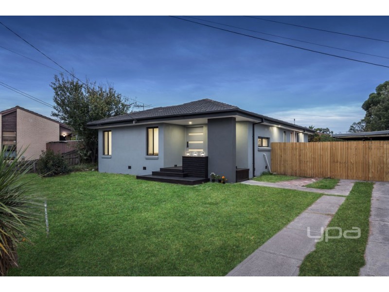 17 Ventnor Crescent, Coolaroo VIC 3048