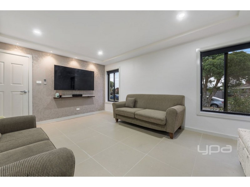 17 Ventnor Crescent, Coolaroo VIC 3048