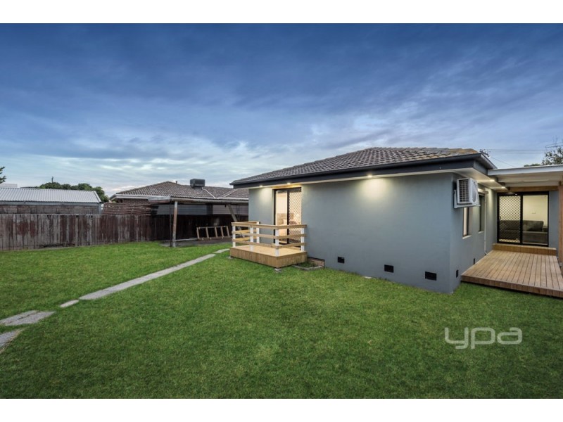 17 Ventnor Crescent, Coolaroo VIC 3048