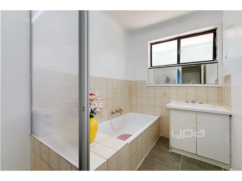 2/7 Tarwin Place, Meadow Heights VIC 3048