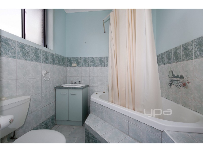 1 Gimlet Close, Meadow Heights VIC 3048