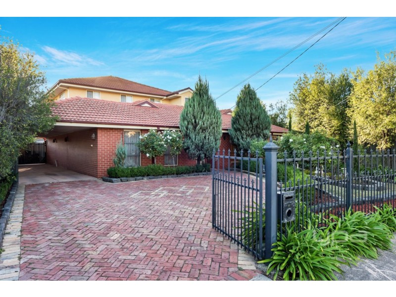 11 Homewood Court, Meadow Heights VIC 3048