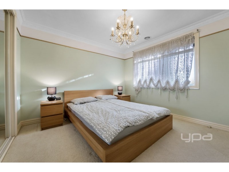 11 Homewood Court, Meadow Heights VIC 3048