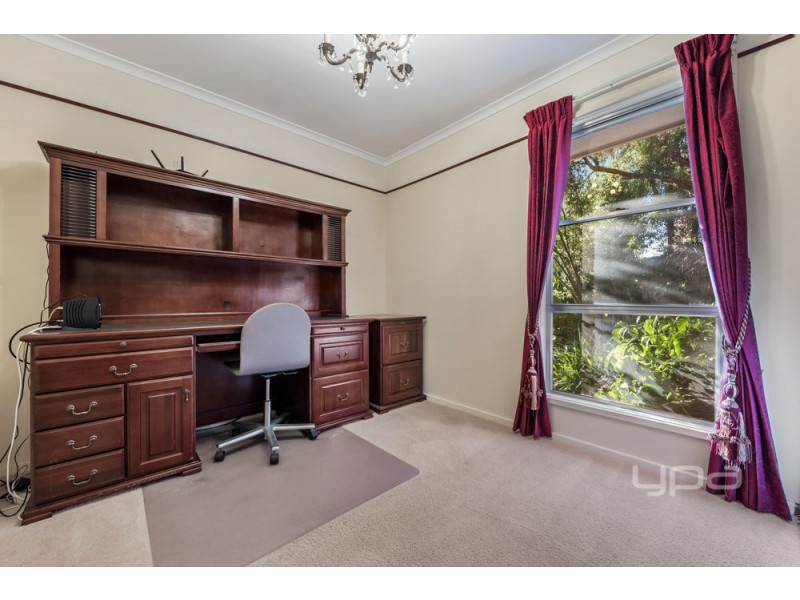 11 Homewood Court, Meadow Heights VIC 3048