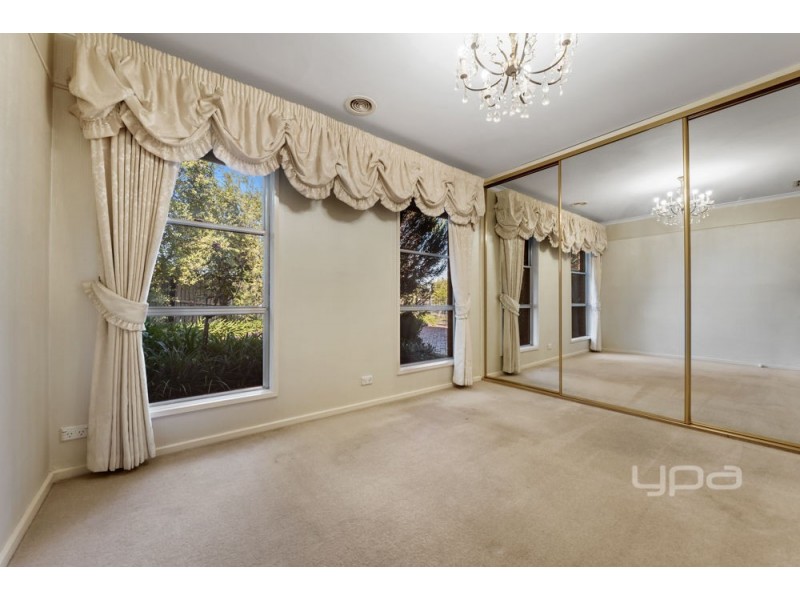 11 Homewood Court, Meadow Heights VIC 3048