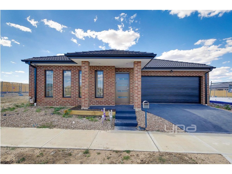 9 Colwood Way, Mickleham VIC 3064