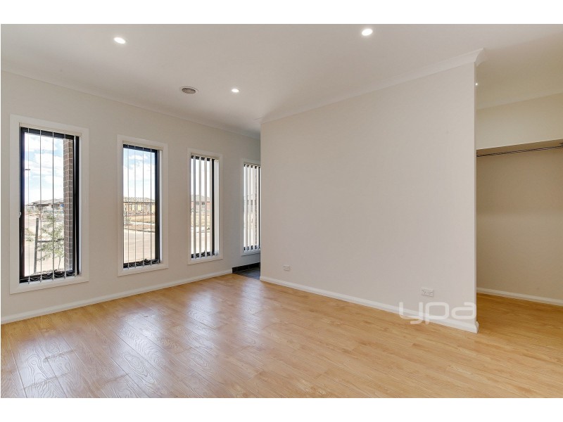 9 Colwood Way, Mickleham VIC 3064