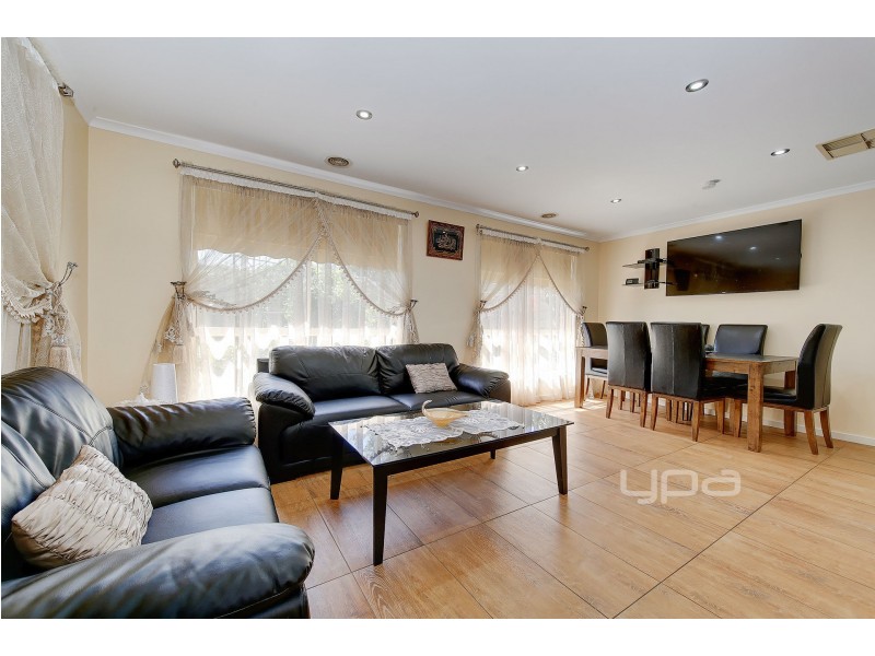 5B Lovat Court, Coolaroo VIC 3048