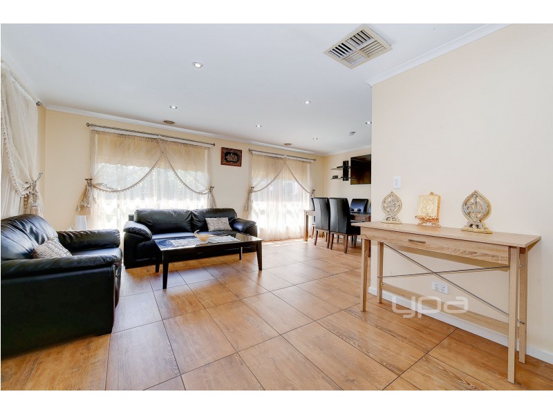 5B Lovat Court, Coolaroo VIC 3048