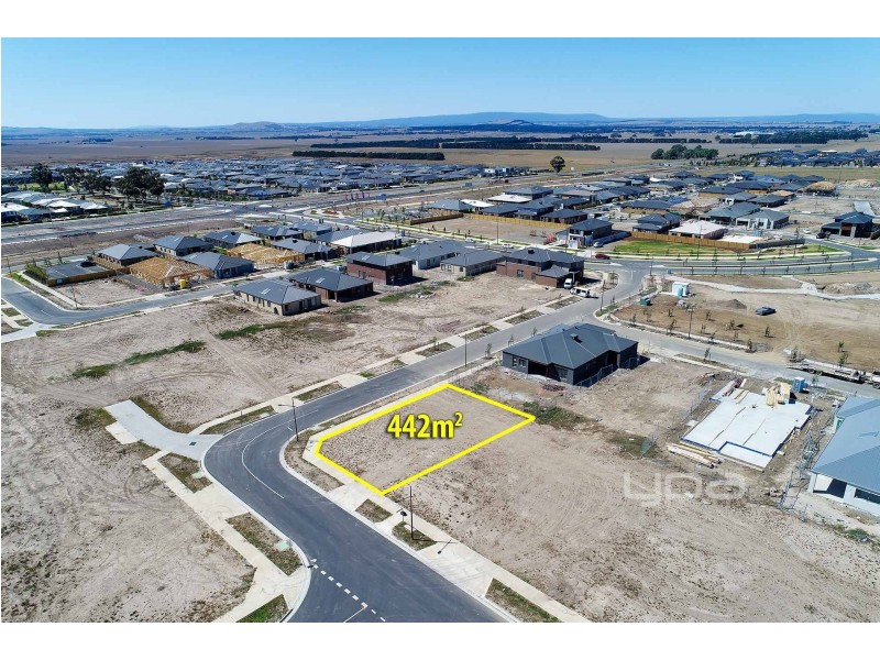 25 Upthorpe Way, Mickleham VIC 3064