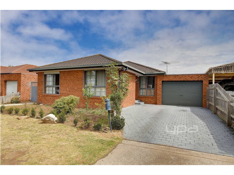 40 Fuschia Place, Meadow Heights VIC 3048