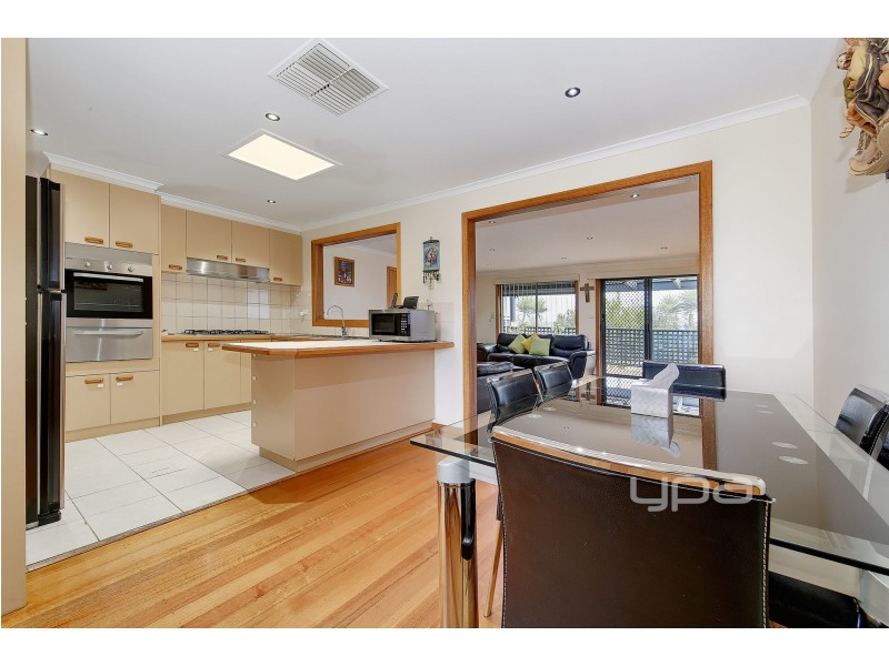 40 Fuschia Place, Meadow Heights VIC 3048