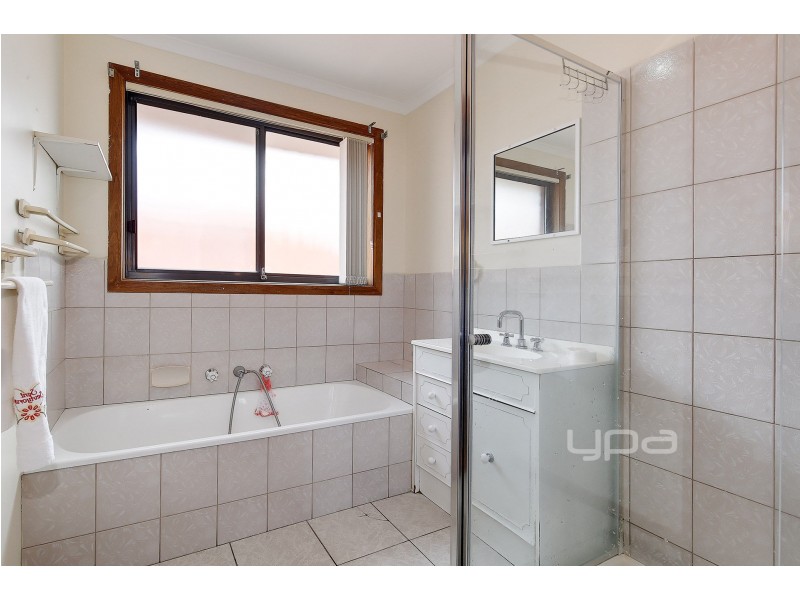 40 Fuschia Place, Meadow Heights VIC 3048