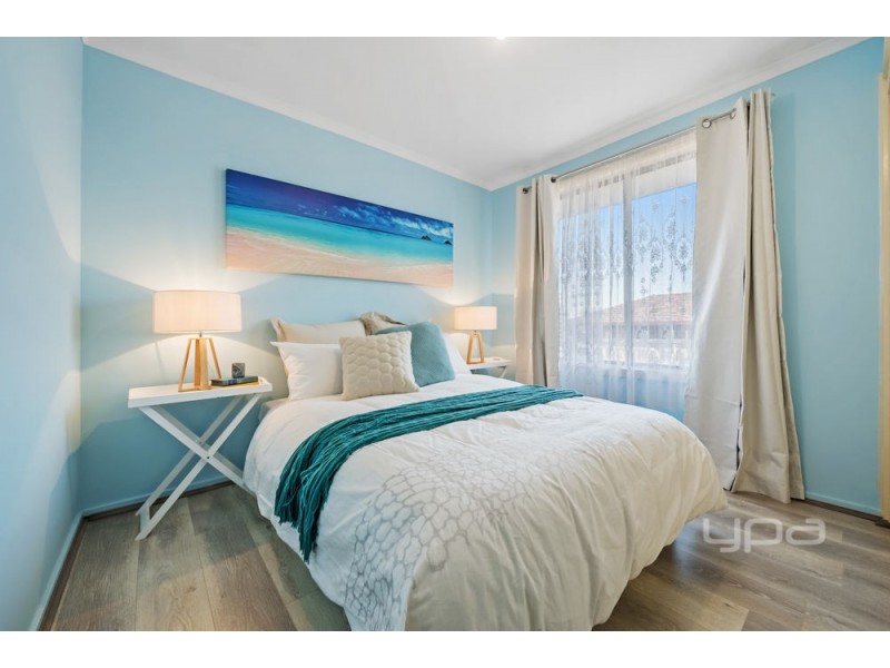 2/19 Mitchell Crescent, Meadow Heights VIC 3048