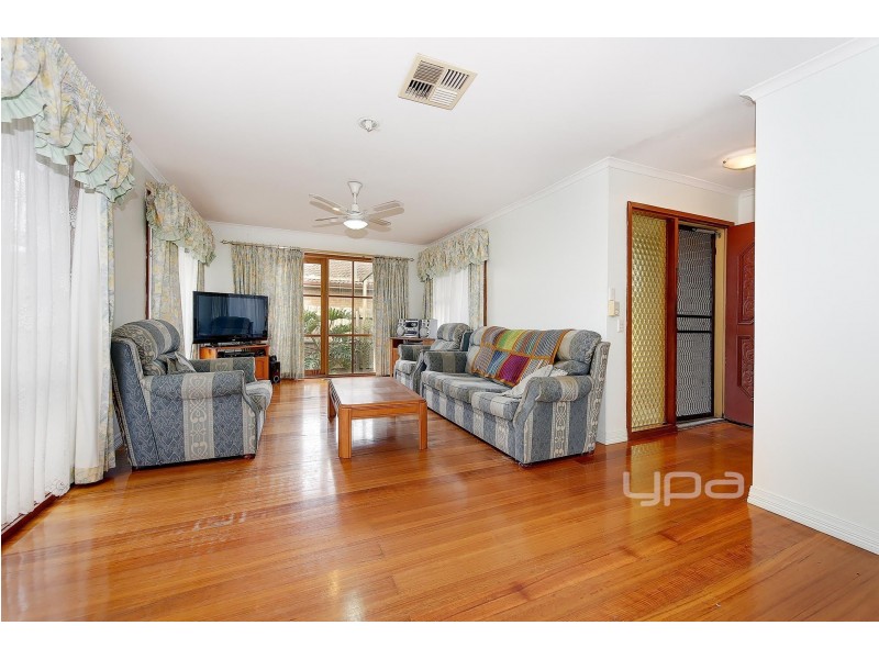 13 Marcus Crescent, Coolaroo VIC 3048