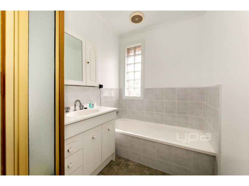 13 Marcus Crescent, Coolaroo VIC 3048