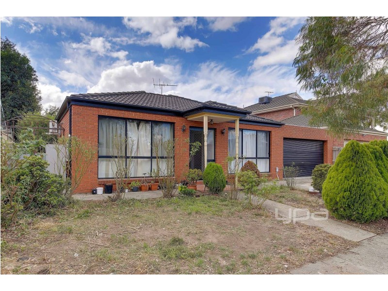 36 Sandover Drive, Roxburgh Park VIC 3064