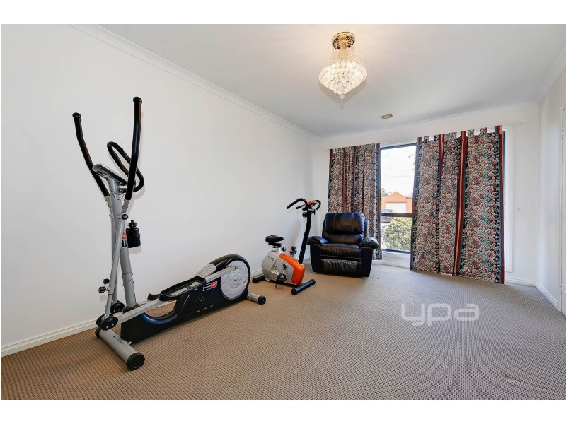 36 Sandover Drive, Roxburgh Park VIC 3064