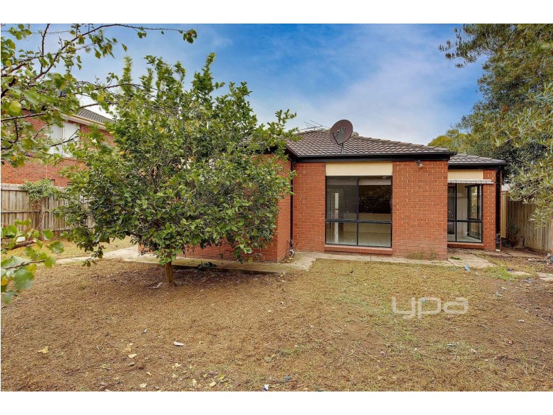 36 Sandover Drive, Roxburgh Park VIC 3064
