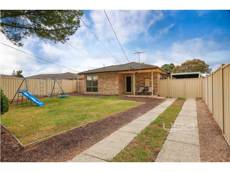 10 Midas Court, Meadow Heights VIC 3048