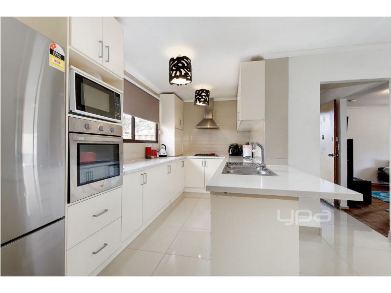 10 Midas Court, Meadow Heights VIC 3048