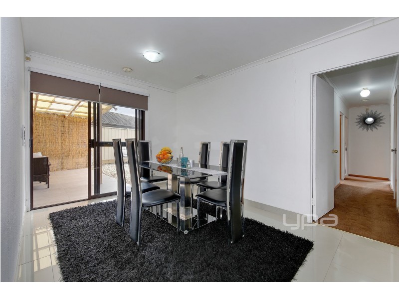 10 Midas Court, Meadow Heights VIC 3048