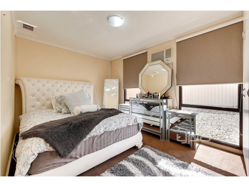 10 Midas Court, Meadow Heights VIC 3048