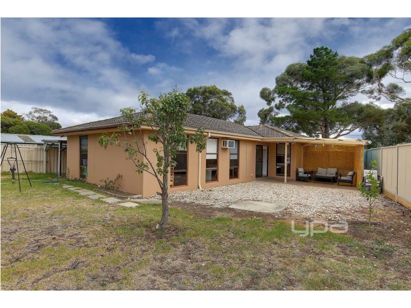 10 Midas Court, Meadow Heights VIC 3048