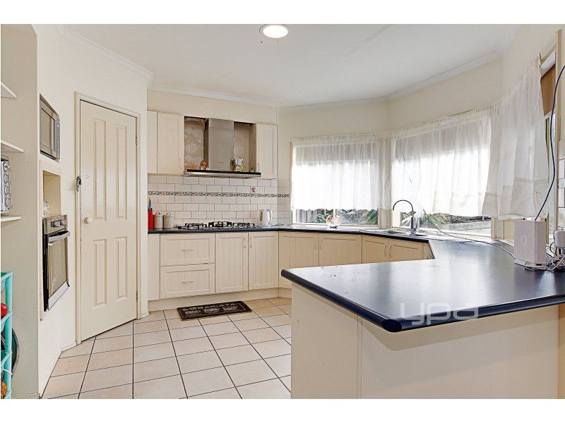 5 Welsh Court, Roxburgh Park VIC 3064