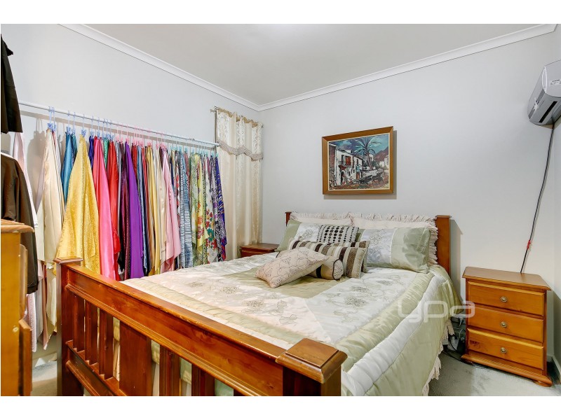 8 Manuka Place, Meadow Heights VIC 3048