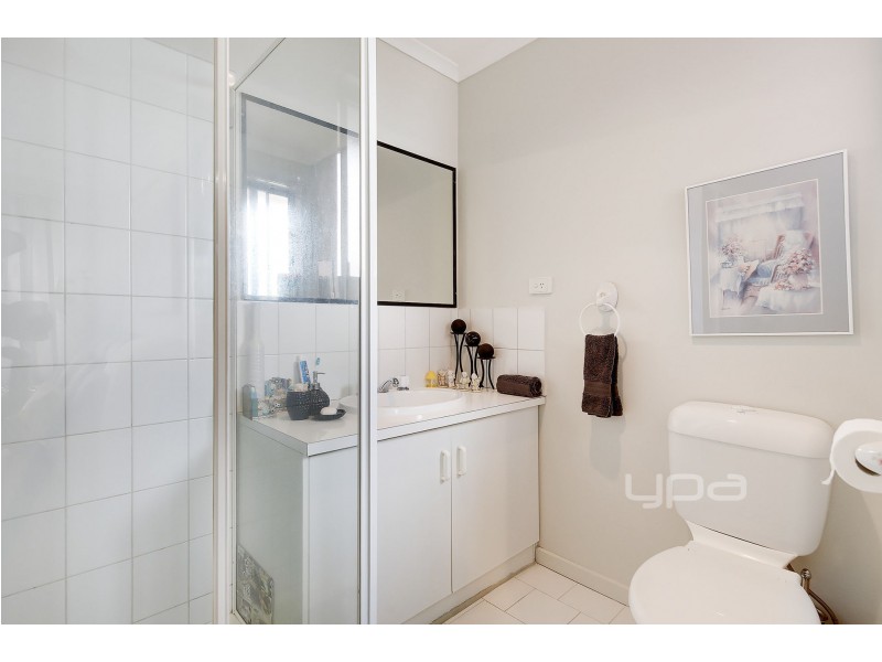 8 Manuka Place, Meadow Heights VIC 3048