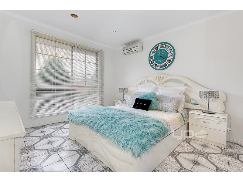 3 Honeysuckle Court, Meadow Heights VIC 3048