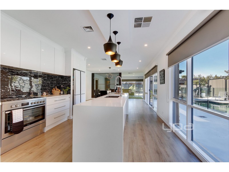 171 Greenvale Drive, Greenvale VIC 3059