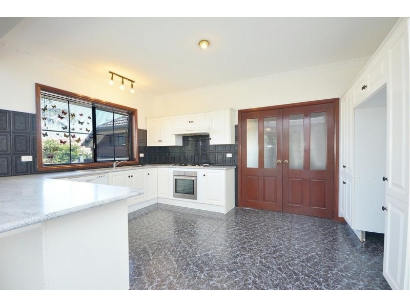 33 Princetown Avenue, Craigieburn VIC 3064