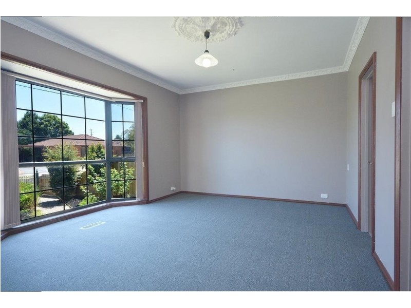 33 Princetown Avenue, Craigieburn VIC 3064