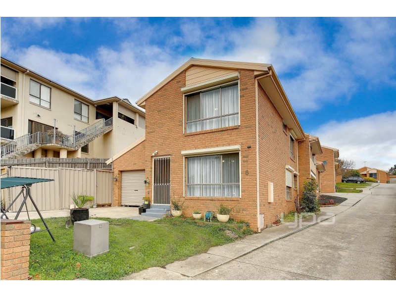 1/6 Shankland Boulevard, Meadow Heights VIC 3048