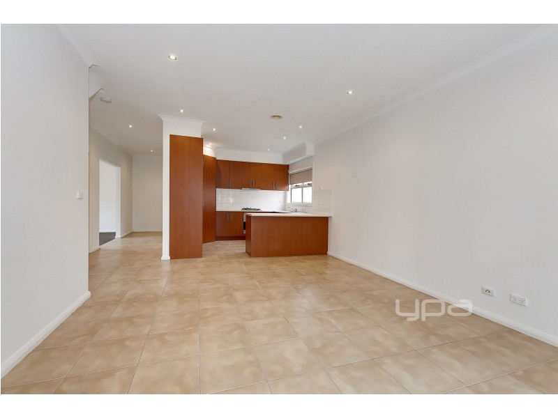 3/11 Dutton Court, Meadow Heights VIC 3048