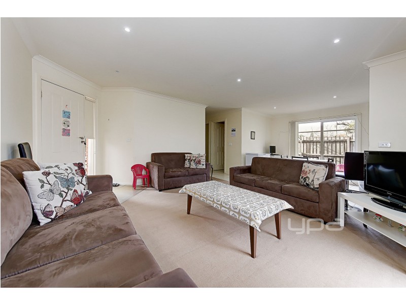 4/4-8 Mladen Court, Coolaroo VIC 3048